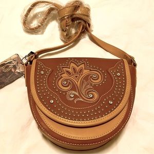PRICE DROP! Montana West gorgeous 2-tone brown leather crossbody (carry conceal)
